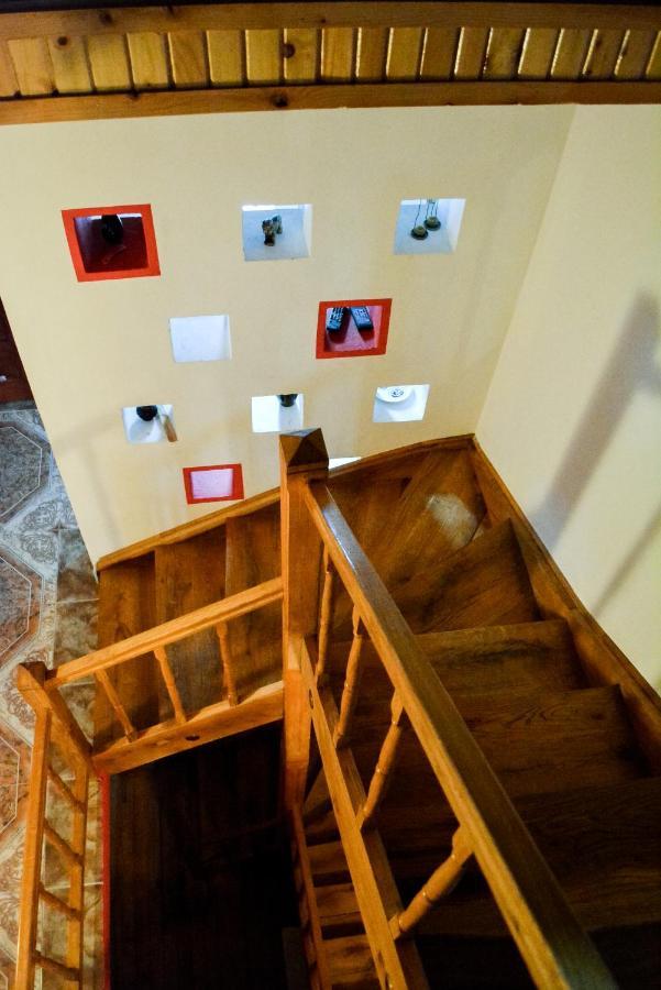 Grandpa'S Hidden Crib, 6 Bedroom, Pet Friendly Sinaia Kültér fotó