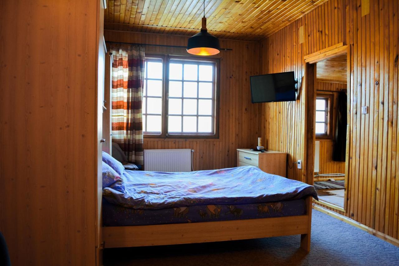 Grandpa'S Hidden Crib, 6 Bedroom, Pet Friendly Sinaia Kültér fotó
