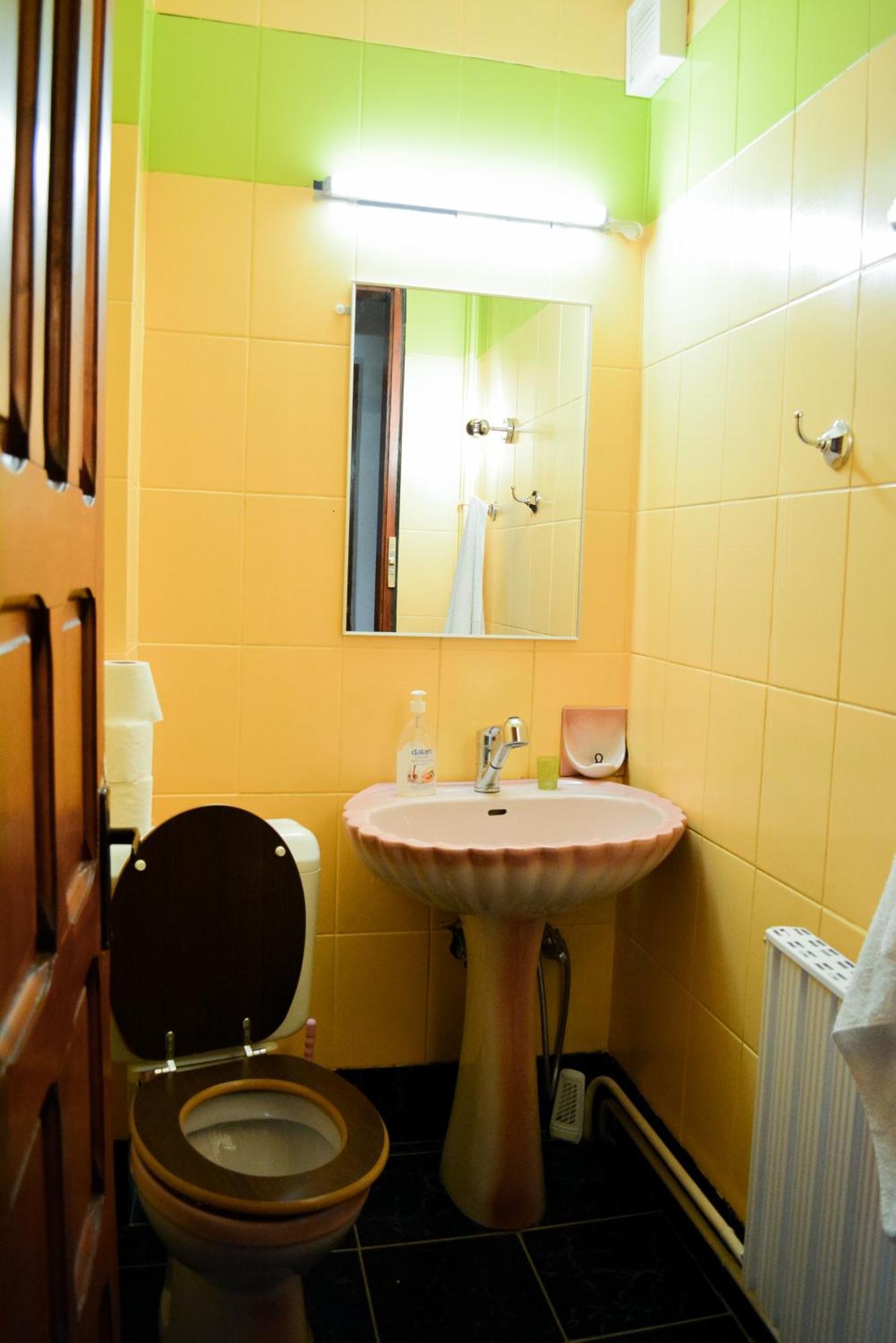 Grandpa'S Hidden Crib, 6 Bedroom, Pet Friendly Sinaia Kültér fotó
